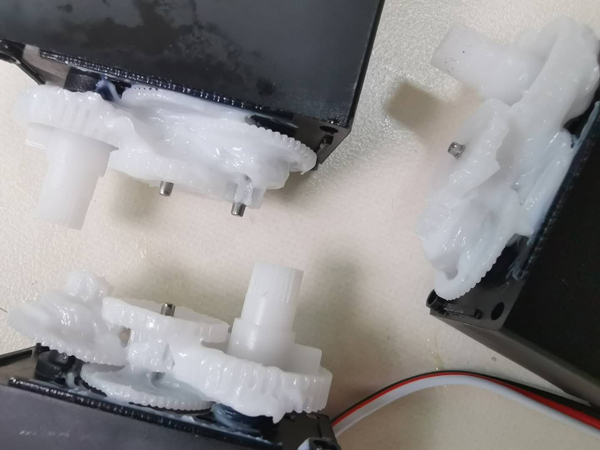 齒輪潤滑脂在齒輪部件上起到哪些作用？