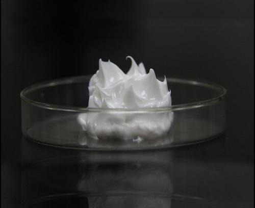 潤(rùn)滑脂滴點(diǎn)的高低主要受到什么影響？